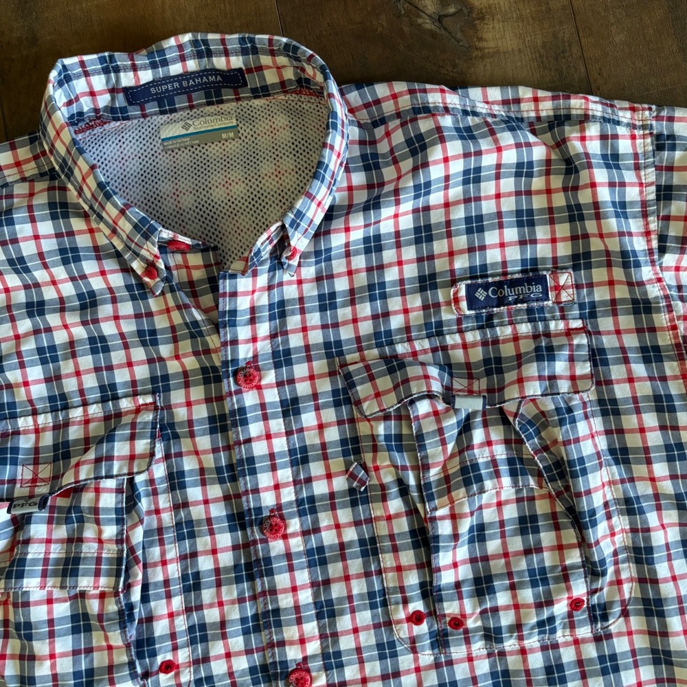 Columbia PFG Super Bahama Red Blue Plaid Short Sleeve Fishing Shirt Medium FLAW